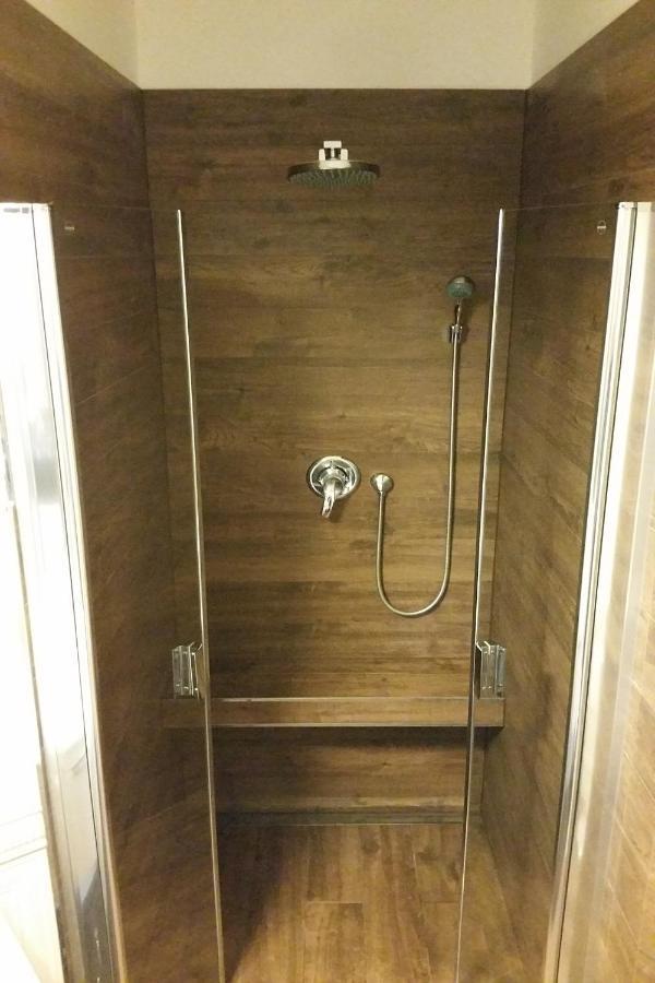 In Heart Of Prague - 2Br 2Ba Elegant Downtown Apt Exteriör bild